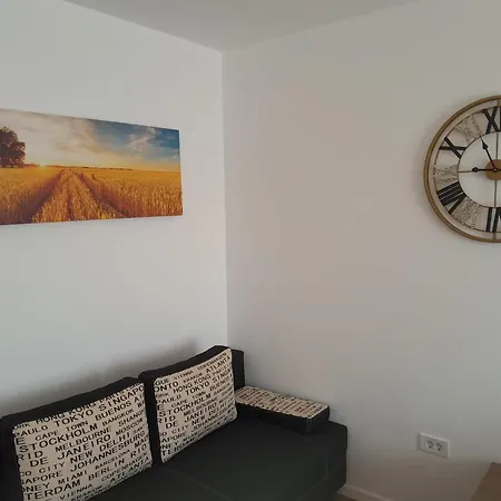 Apartman Large Coresi Apartment, Brassó