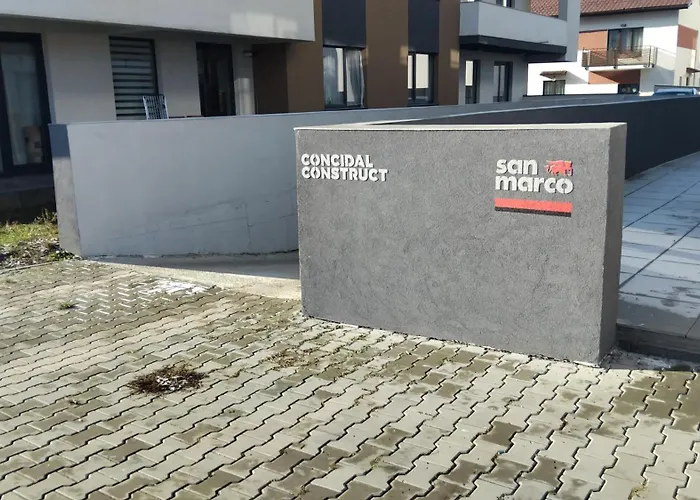 Apartamento Large Coresi Apartment, Braşov